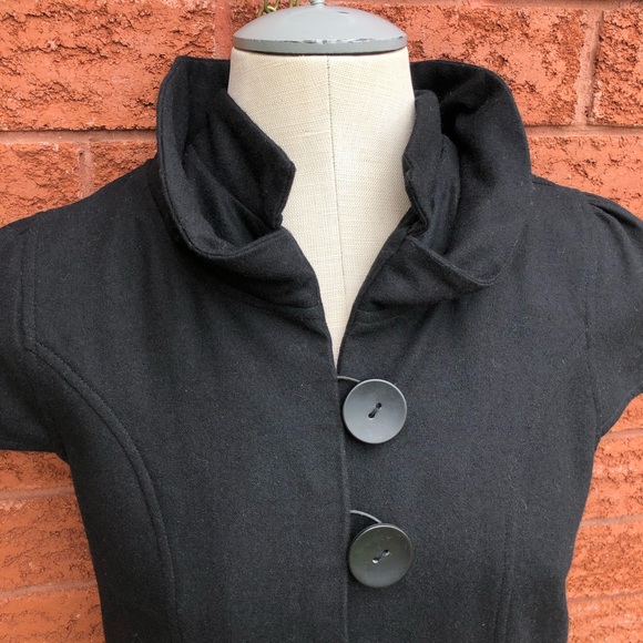 2 button jacket - Picture 2 of 5